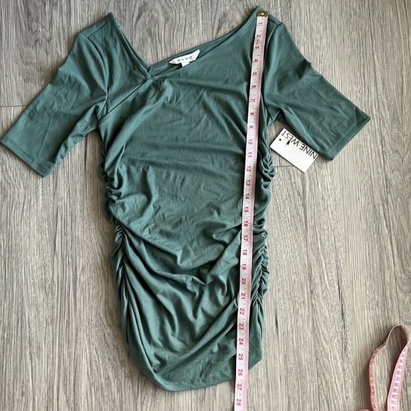 NWT Nine West Green Petite Elbow-Sleeve Ruched Asymmetrical Top S - Picture 9 of 10